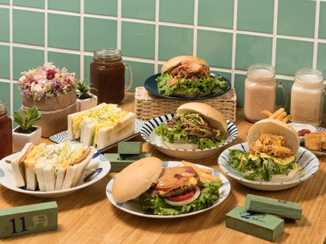 食月午日 Brunch & Cafe 板橋店