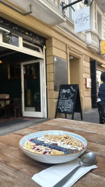 Ritas Café & Bistro