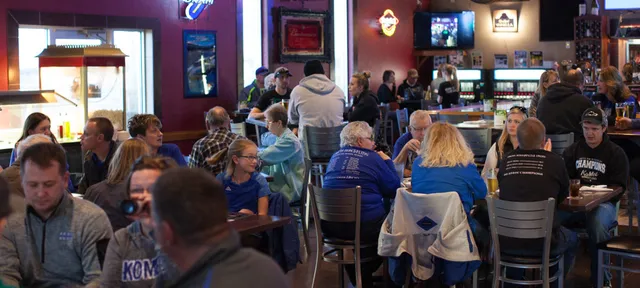 Saker's Sports Bar & Grill