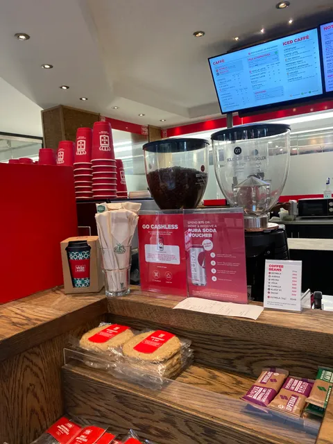 vida e caffè Wembley Square