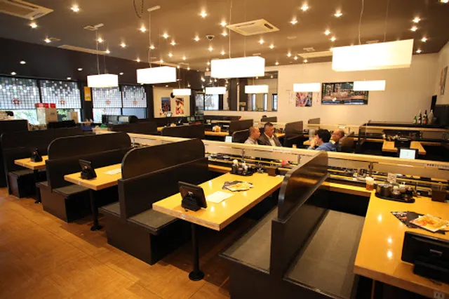 氷見回転寿司 粋鮨 富山店