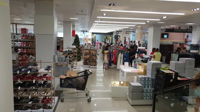 Woolworths Cresta Mall