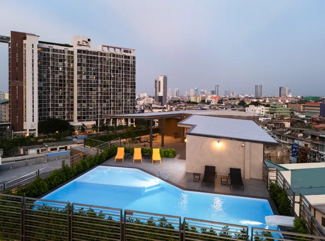 Lumen Bangkok Udomsuk Station