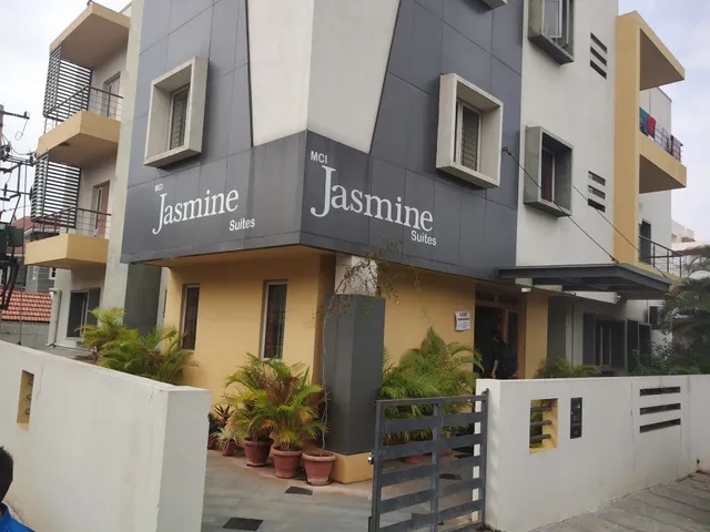 OYO Jasmine Suites