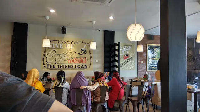 The Gade Coffee & Gold Lampung