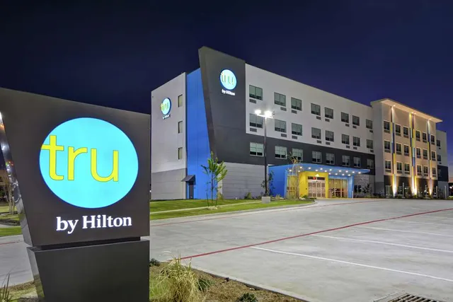 Tru by Hilton Fort Worth-Fossil Creek