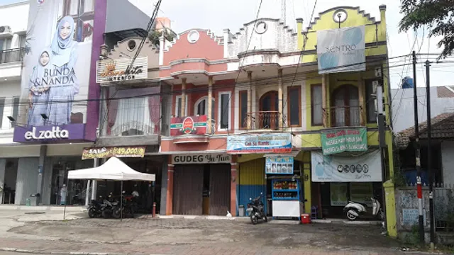 Bakso Bakwan Malang Cak Su Kumis
