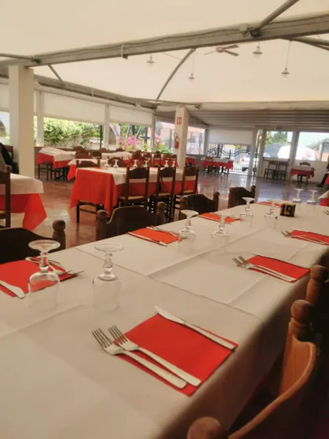 Il golosone Ristorante Pizzeria sala da Ballo