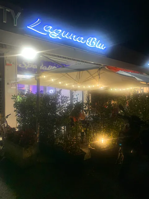 Ristorante Laguna Blu specialità di pesce Roma ( statuario)
