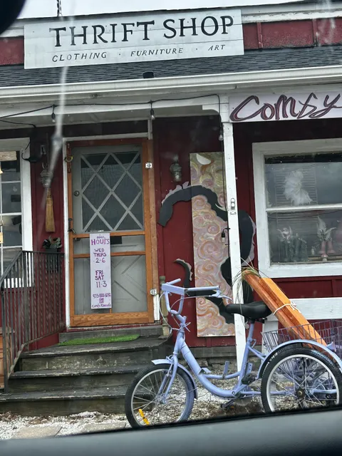 Comfy Komodo Thrift • cool stuff, funky junk