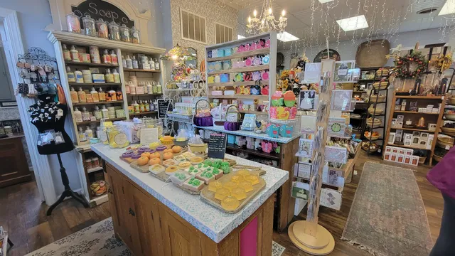 Willows Vintage Charm