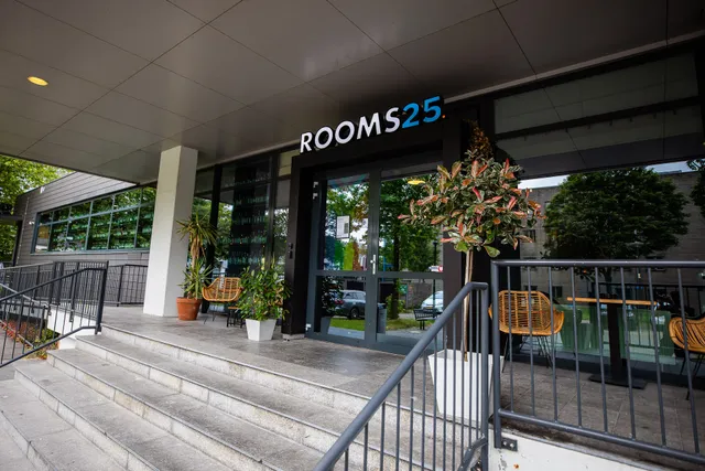 Rooms25
