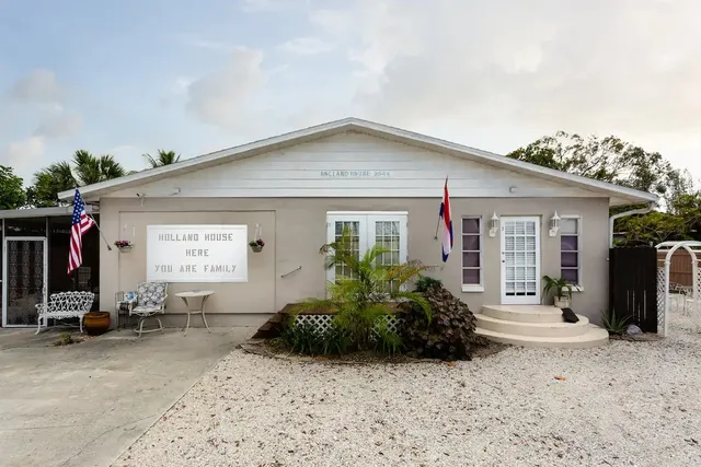 Holland House Naples, FL