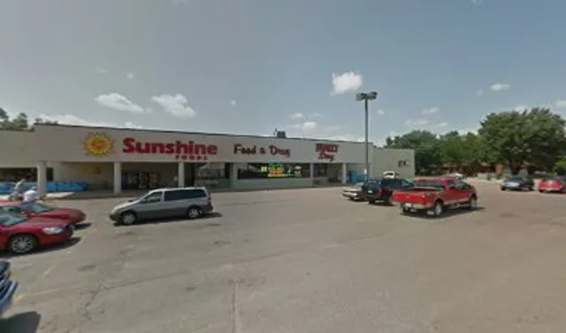 Lewis Family Drug - Boone St, Rock Rapids