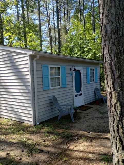 Lake Gaston Lodges Cabin Rentals