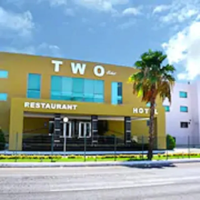 Hotel TWO Select