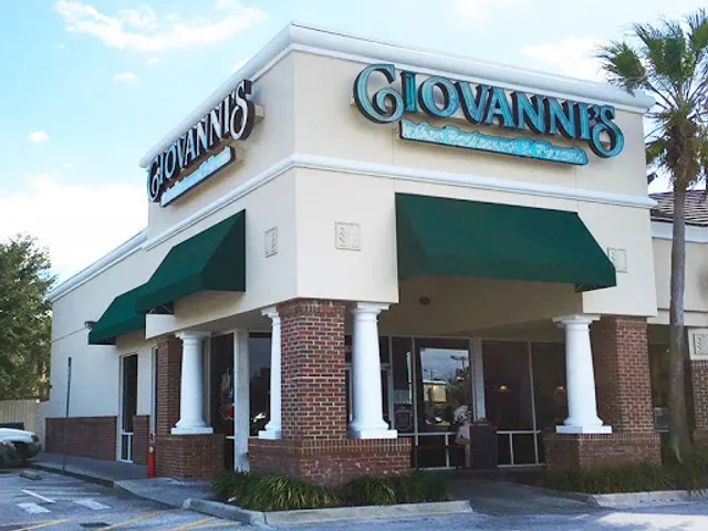 Giovanni's Pizzeria & Kitchen