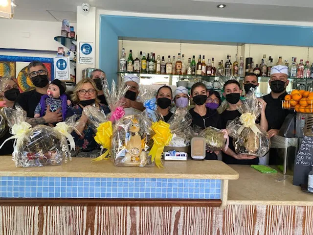 Pasticceria Caffetteria La Perla Di Cadoni Mercedes E C.