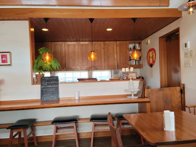 cafe Hachi（カフェ・ハチ）