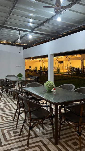 Chez Hélène Resto Event Cocody Angre