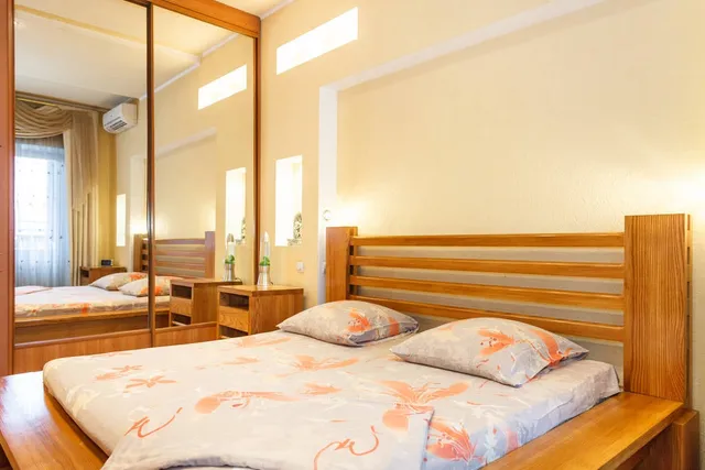 КВАРТИРЫ ПОСУТОЧНО ЗАПОРОЖЬЕ 2 комнатные люкс апартаменты в центре возле McDonald's