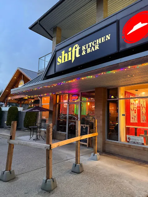 Shift Kitchen & Bar