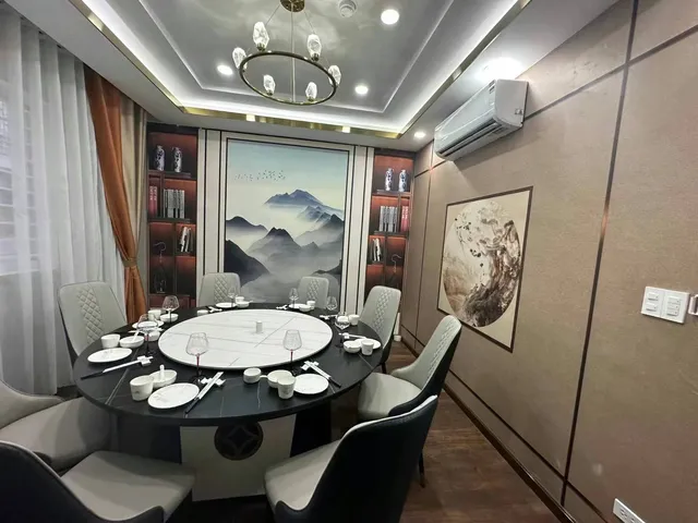 Nhà hàng phẩm vị