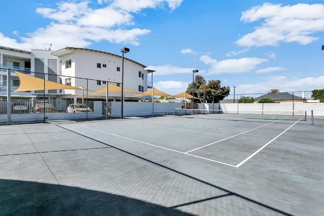 Unwind @ Gallery Resort-Style Apartments