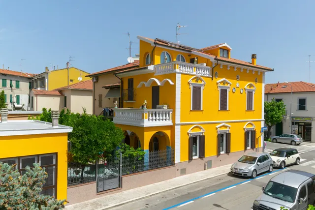 House La Casa Bianca