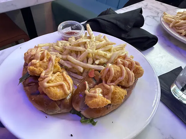 Sea Salt Seafood Howell Mill