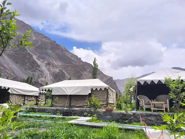 Tyakshi Summer Camp & cafe