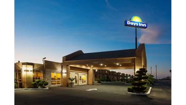 Days Inn by Wyndham Chowchilla Gateway to Yosemite