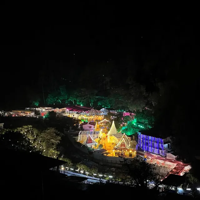 Sri Chandra Home stay & Cafe kainchidham