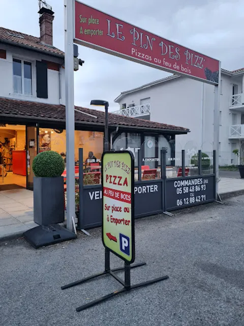LE PIN DES PIZZ