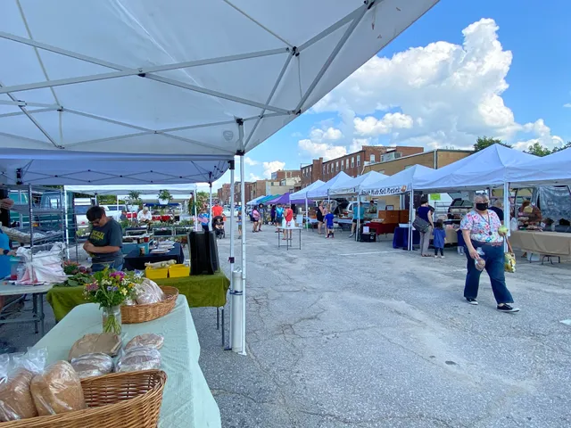 Decorah Farmers Market