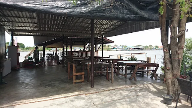 Mae Jinda Restaurant