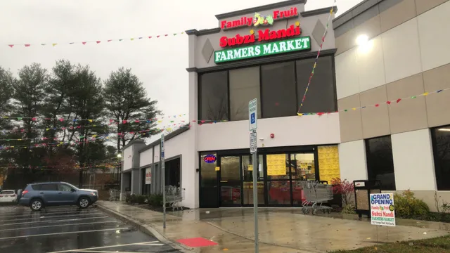 Subzi Mandi Farmers Market