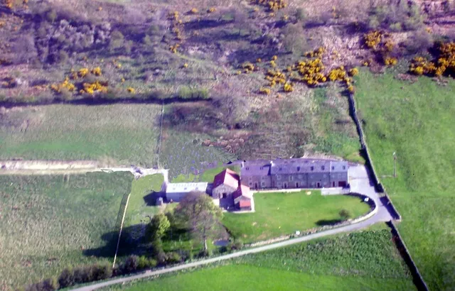 Bowlees Farm Holiday Cottages and Pool