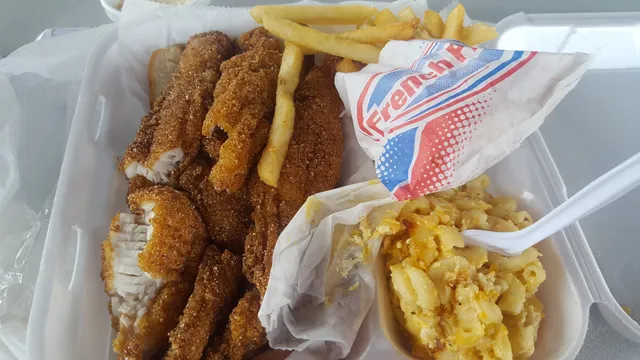 Heards BBQ And Soul Food