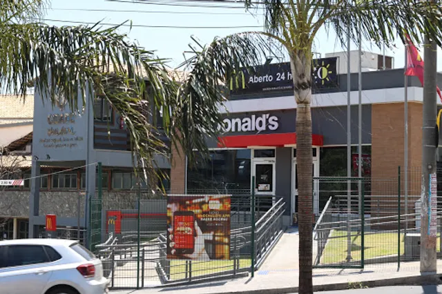 McDonald's | Contagem Sede
