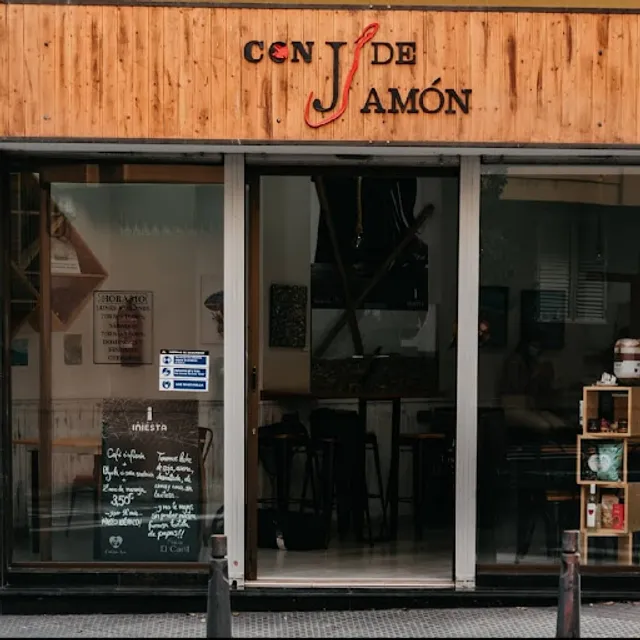 Con J De Jamón