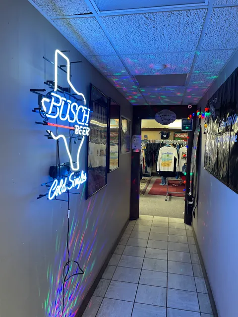 Hwy 102 Flea Market and Antique Mall