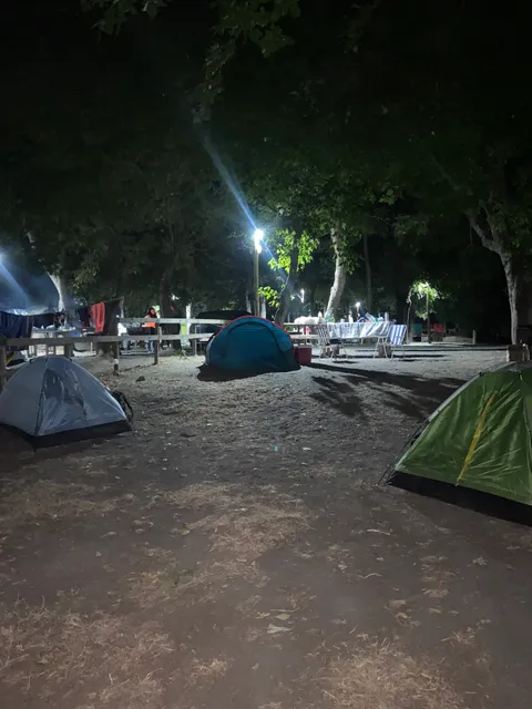 Camping & Hospedaje Rio Laja