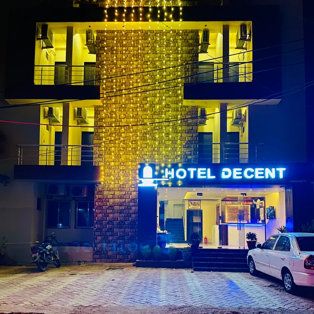 Hotel Decent Somnath