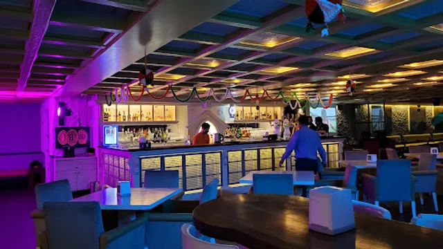 Gilly's Super Bar - St. Mark's Road (closed)