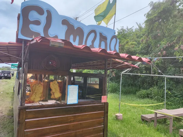 El Mana food on the side of the road