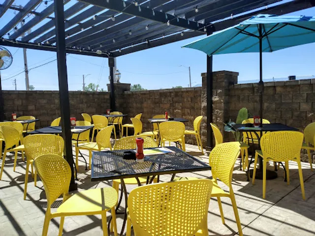 Goldfinch Tap + Eatery