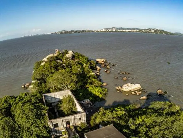 Ilha das Pedras Brancas