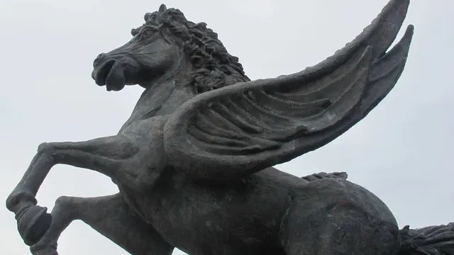 Pegasus And Dragon Statue