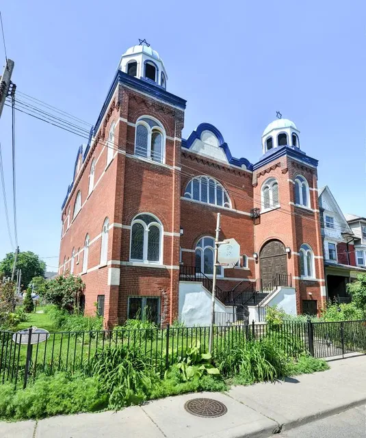 photo-1